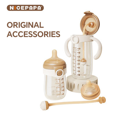 Fabbricazione di biberoni a chiusura flessibili per neonati